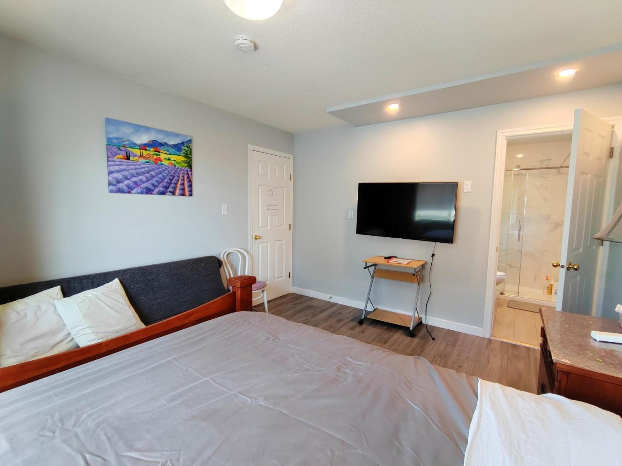 Bed Plus Yvr Richmond Esterno foto
