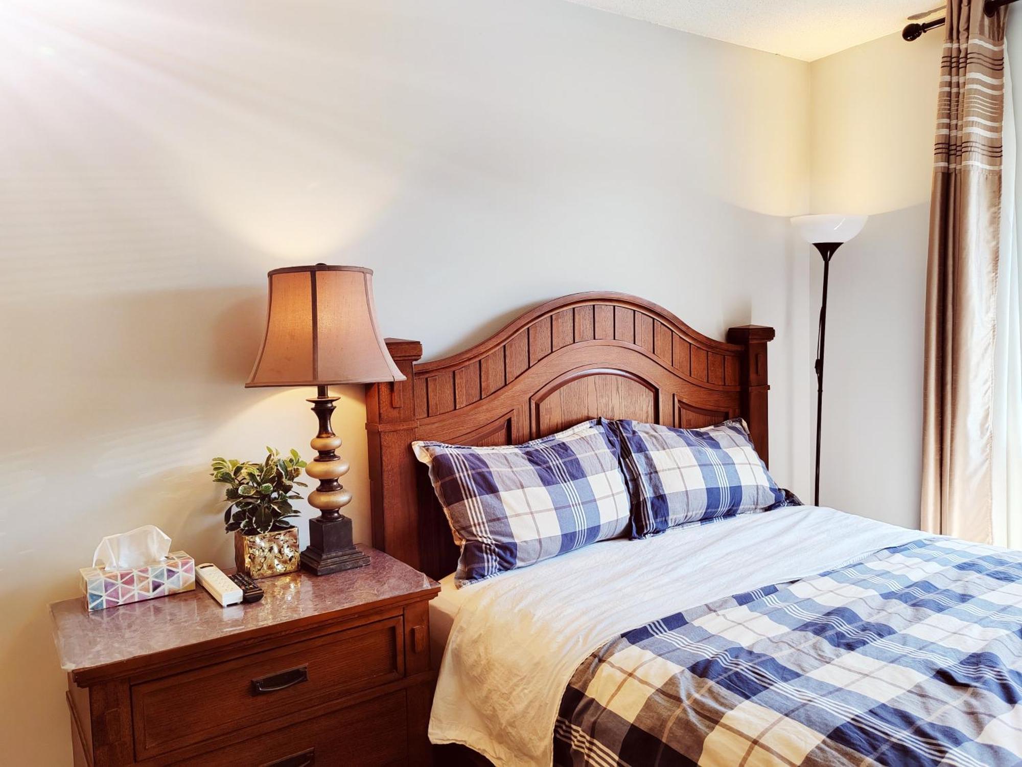 Bed Plus Yvr Richmond Esterno foto